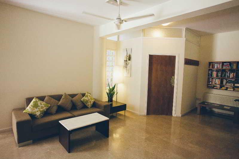 Vega Apartments Limassol Bagian luar foto