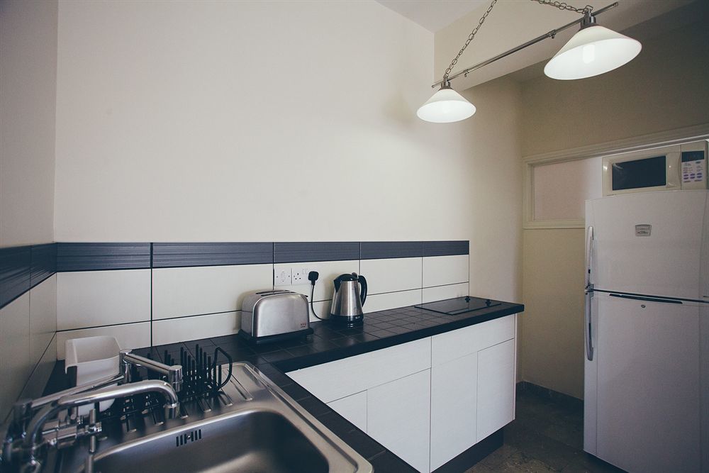 Vega Apartments Limassol Bagian luar foto